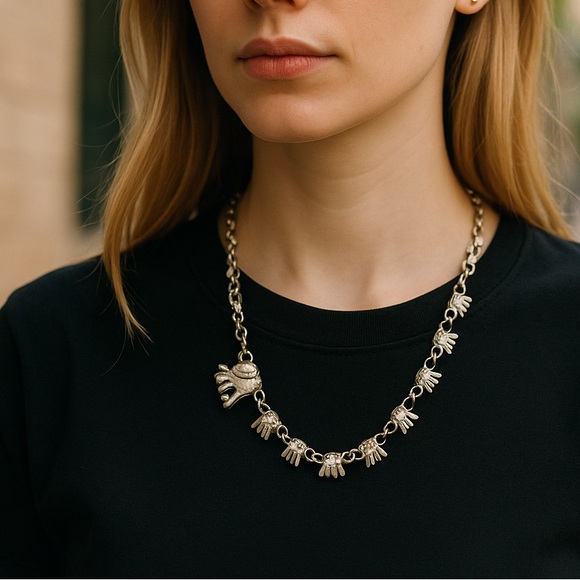 Vintage pewter elephants charm necklace/Choker - Picture 4 of 7